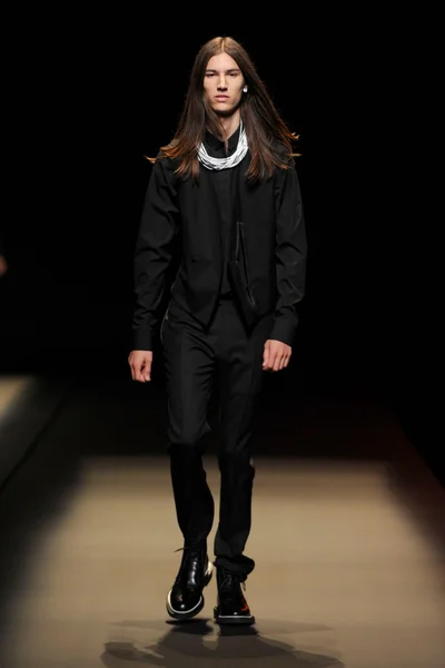 Look 34